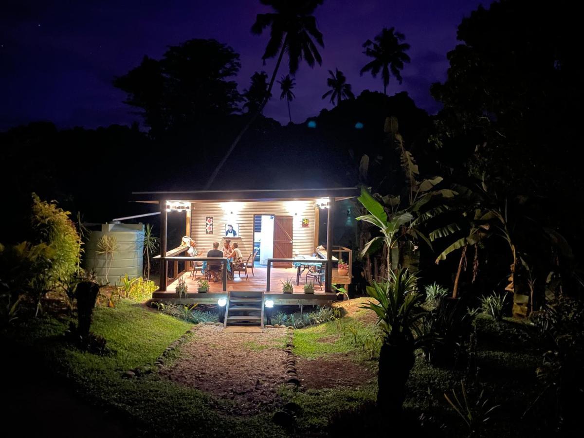 Vila Vakanananu Retreat Matei Exteriér fotografie